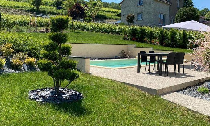 Vauciennes House | 95 m² House ∙ 2 bedrooms ∙ 4 guests