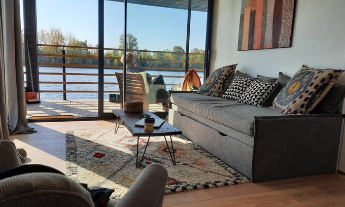 Vaux-sur-Seine Apartment | Apartment ∙ 8 guests