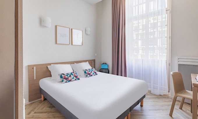 Reims City Centre Apartment | Appart'City Confort Reims Centre