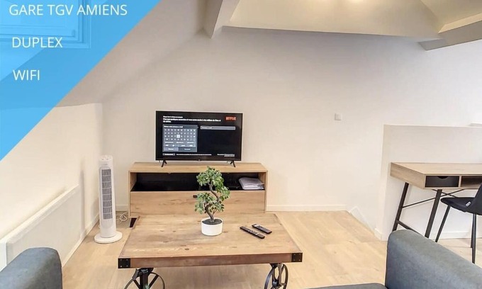 Sainte-Anne - Faubourg Noyon Apartment | Appart Cosy Hyper Centre Duplex Gare Amiens 2 Pers