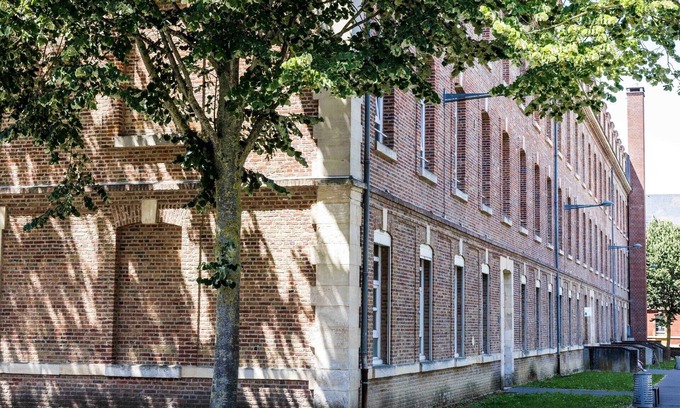 Saint-Honore - Jeanne d'Arc Hostel | Auberge de Jeunesse HI Amiens