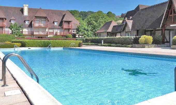 Deauville Apartment | Beautiful apartment with private garden with swimming pool and tennis