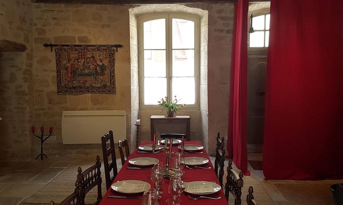 Flavigny-sur-Ozerain House | Beautifully restored mediaeval house in the heritage village of "Chocolat" fame
