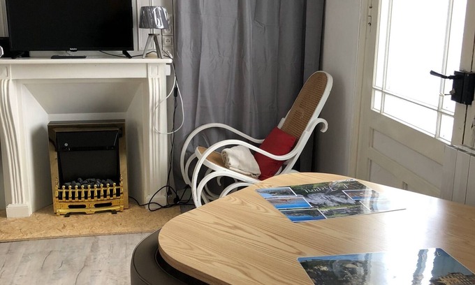 Le Treport House | Bright studio located 80 m from the beach and 200 m from shops