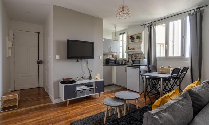 Cœur de Ville Apartment | Charmant 2 pièces pour 4 personnes à Courbevoie