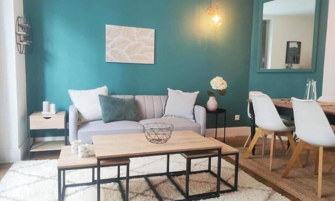 Saint-Ouen Apartment | Charmant Appartement au Pied D'un Parc Arboré