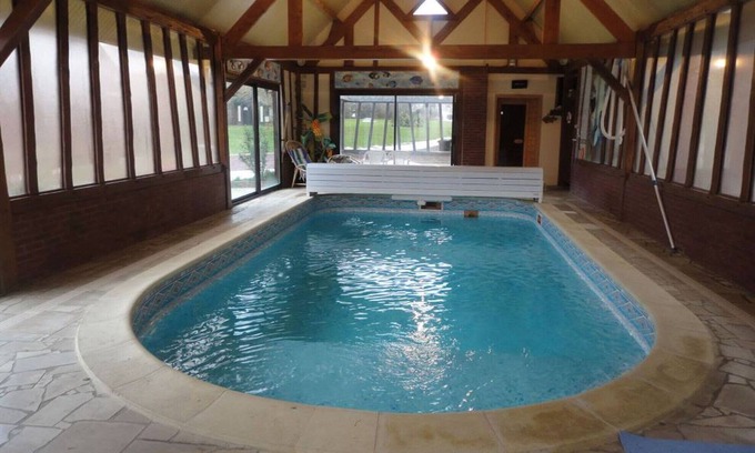 Broquiers Villa | Charming house with swimming pool, sauna, Jacuzzi and large wooded grounds