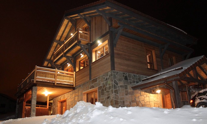 Gerardmer Ski Chalet | *Exceptional offer*Chalet 4*/lake/south facing/ski slopes/jacuzzi, sauna