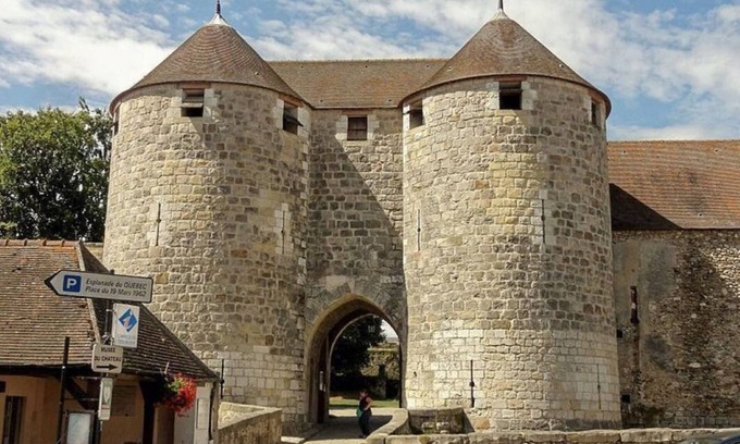 Sermaise House | Home - Independent room 10 minutes from Rer C and Dourdan