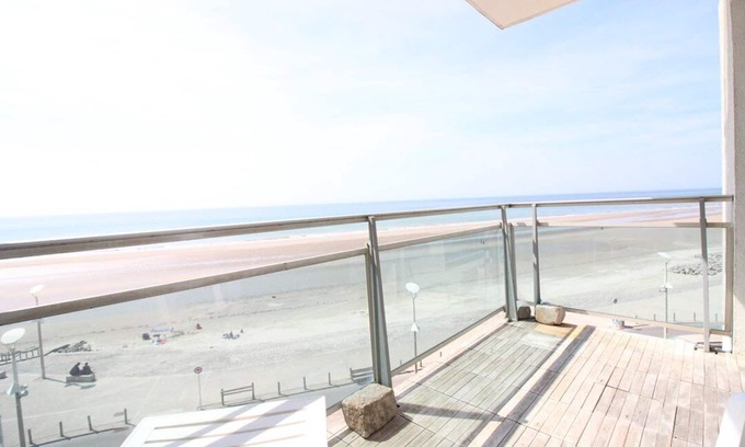 Hardelot-Plage Apartment | HORIZON 4C: 3-bedroom apartment facing the sea on the 4th floor for up to 8 people
