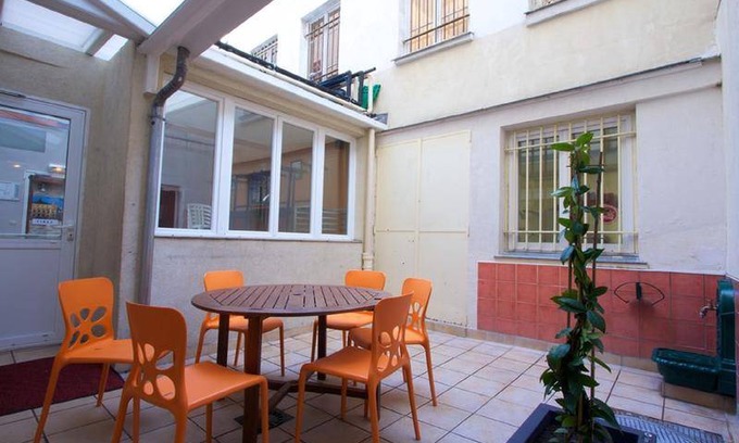 Bercy Hostel | Hostel ∙ 5 guests
