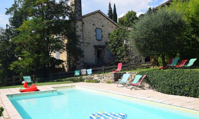Pont-de-Labeaume House | House ∙ 2 bedrooms ∙ 4 guests