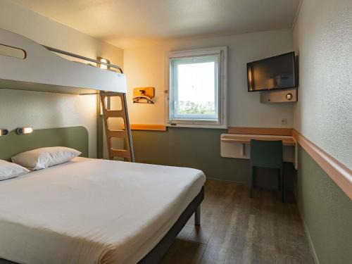 Pontault-Combault Hotel | ibis budget Marne la Vallée Pontault Combault