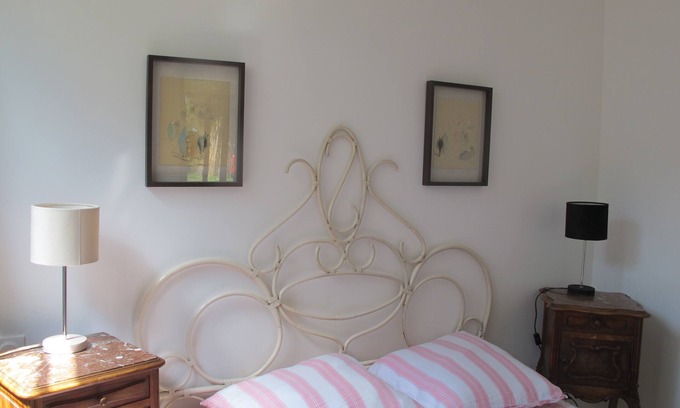 Nemours Apartment | Il Nido" apartment on the banks of the Loing, ideal for a couple's getaway.