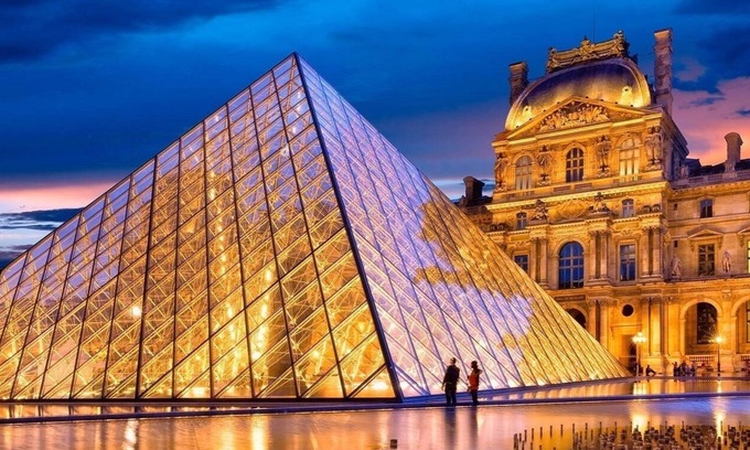 Gaillon Apartment | JUST A STONE’S THROW FROM ICONIC THE LOUVRE & PALAIS GARNIER-RUE DU 4 SEPTEMBRE