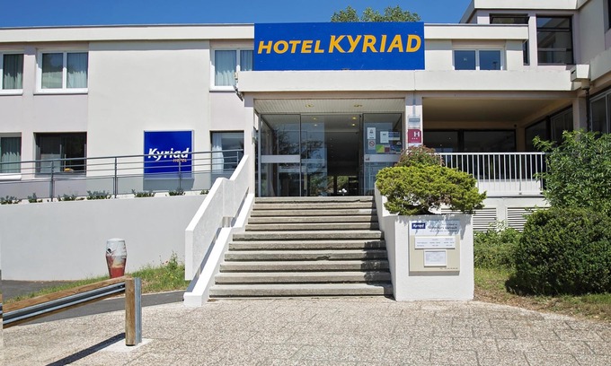 Nemours Hotel | Kyriad Nemours