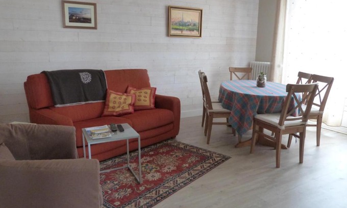 Agon-Coutainville House | La Musardière