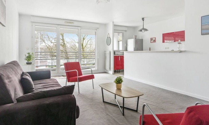 La Madeleine Apartment | Large flat in La Madeleine nearby Lille - Welkeys