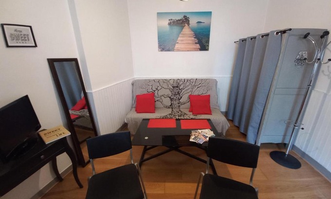 Dieppe Apartment | Le Terrien