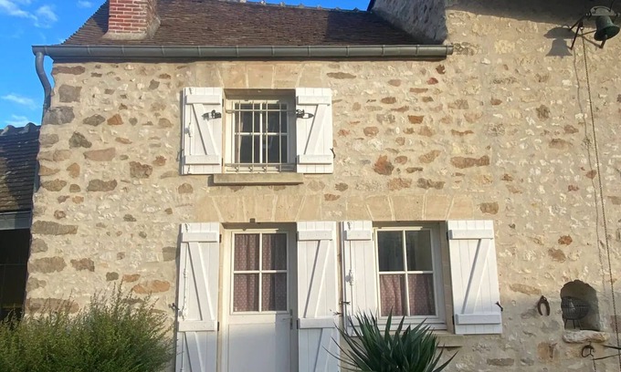 Montepilloy House | Maison/Appartement Dans un Corps de Ferme Situé a 5 Minutes de Senlis