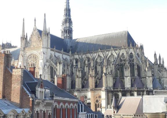 Centre Ville House | Maison au pied de la cathédrale Amiens centre