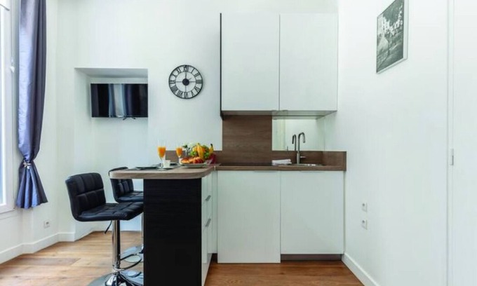 Bonne-Nouvelle Apartment | MAISON LE BAC APT. 103A