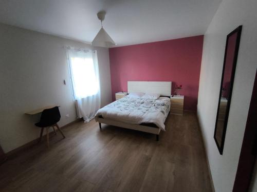 Argenteuil Bed & Breakfast | Notre Dame d'Orgemont - Rose 3