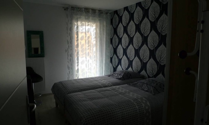 Bezannes Resort | Private room ∙ 2 guests