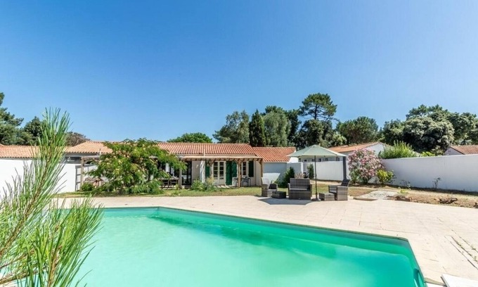 Sainte-Marie-de-Re House | Quiet house with private pool, under the pines - Ile de Ré