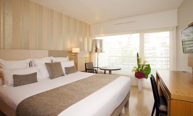 Faubourg de l'Arche Apartment | Residhome Courbevoie La Défense