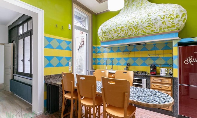 Roubaix Apartment | Spacious house 6 bedrooms 2 bathrooms terraces close metro