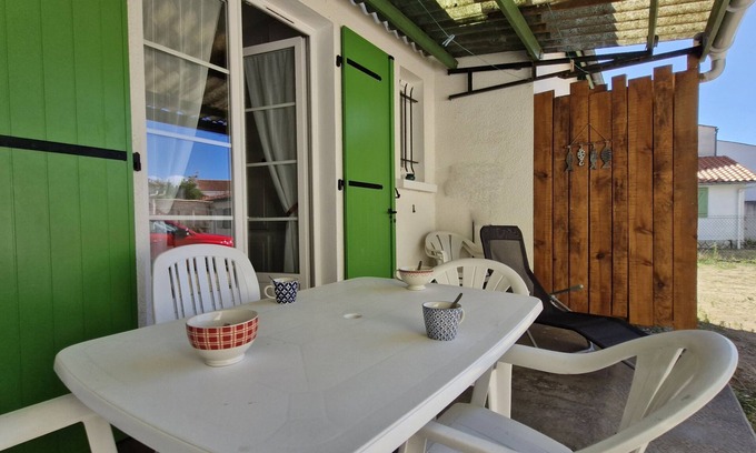 Saint-Georges-de-Didonne House | St Georges de Didonne - HOUSE in the CITY CENTER - NEAR the BEACH