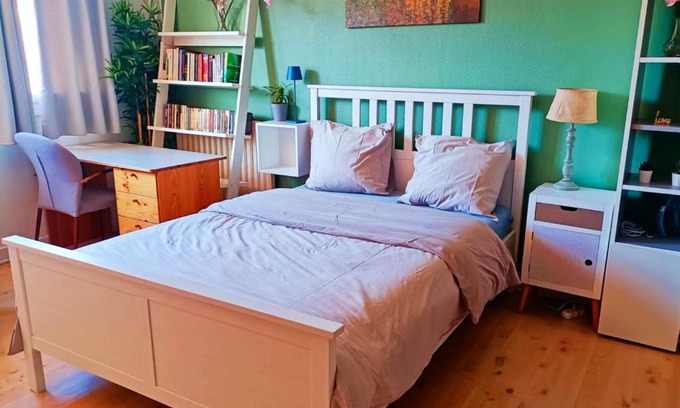 19th Arrondissement Apartment | Studio accueillant au cœur de Paris - 30 m² - Tout inclus.