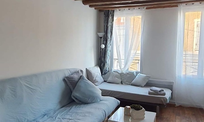 La Ferte-sous-Jouarre Apartment | Studio Bord de Marne
