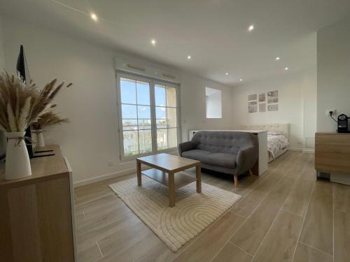Villepinte Apartment | Studio cozy 30m² près RER/CDG/Parc des Expos