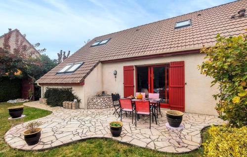 Teteghem House | Stunning Home In Teteghem With Wifi