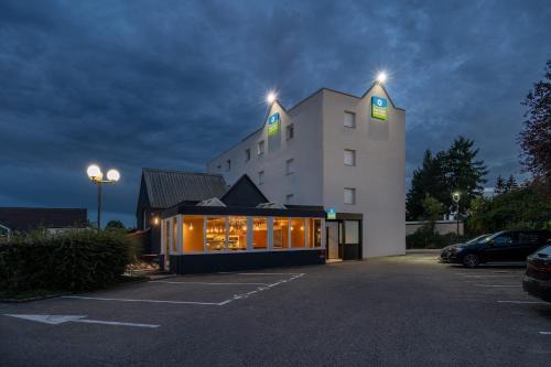 Paroisse Notre-Dame Hotel | Sure Hotel by Best Western Dole