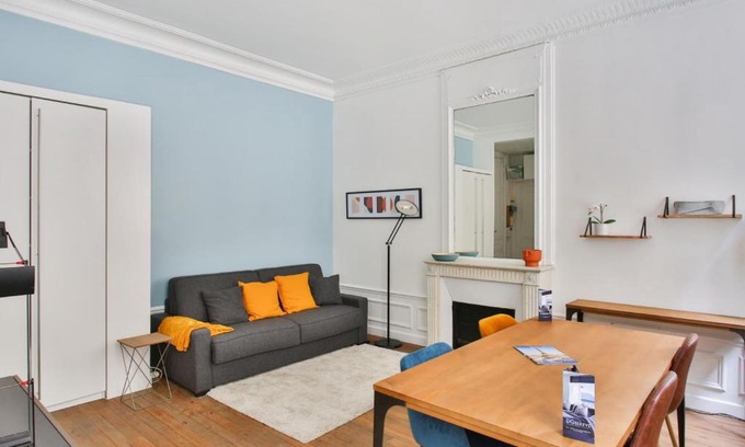 Porte-Dauphine Apartment | Typical studio close to Eiffel Tower and Arc de Triomphe in Paris - Welkeys