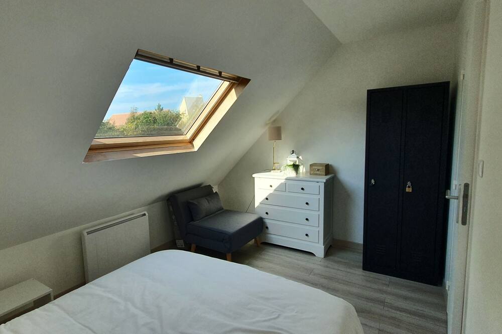 Sainte-Cecile-Plage House | 2 bedroom house 5 minutes from the sea and parking