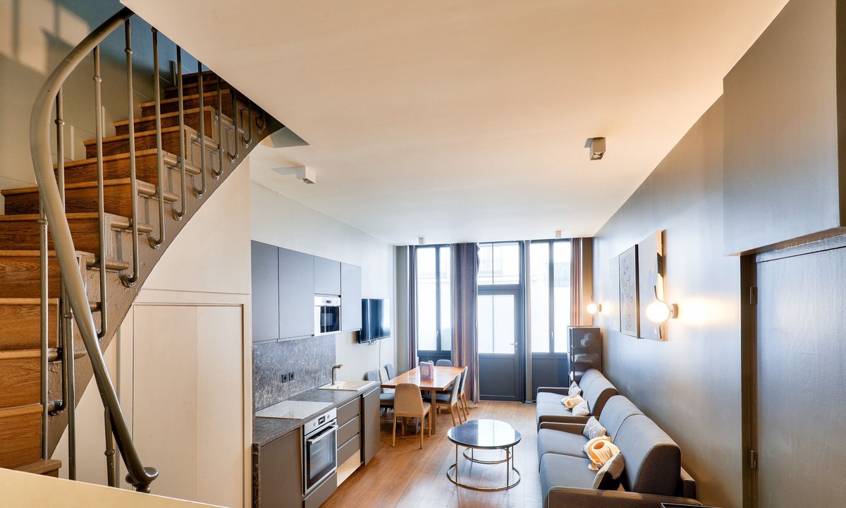 Quartier Saint-Ambroise Apartment | Urban Flat 136 - Luxury 4BDR Duplex in Center of Paris