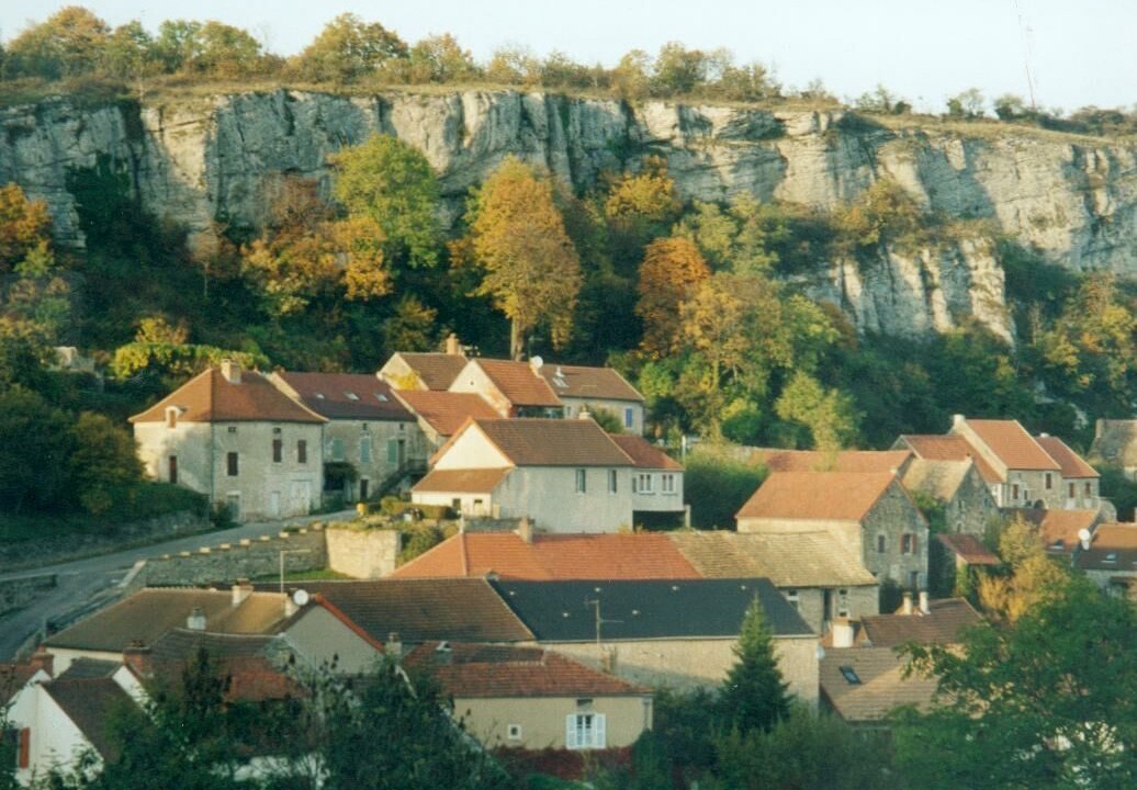 Baubigny Other | Tastefully renovated Farmhouse in Burgundy village; 4 bedrooms, secure garden.