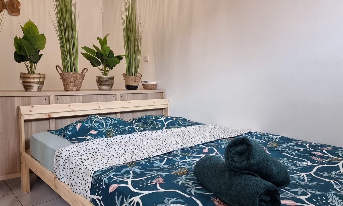 Quartier Centre Ville Apartment | Studio Équipé: Massy Tgv, Rer, Orly Proche Paris et Commerces