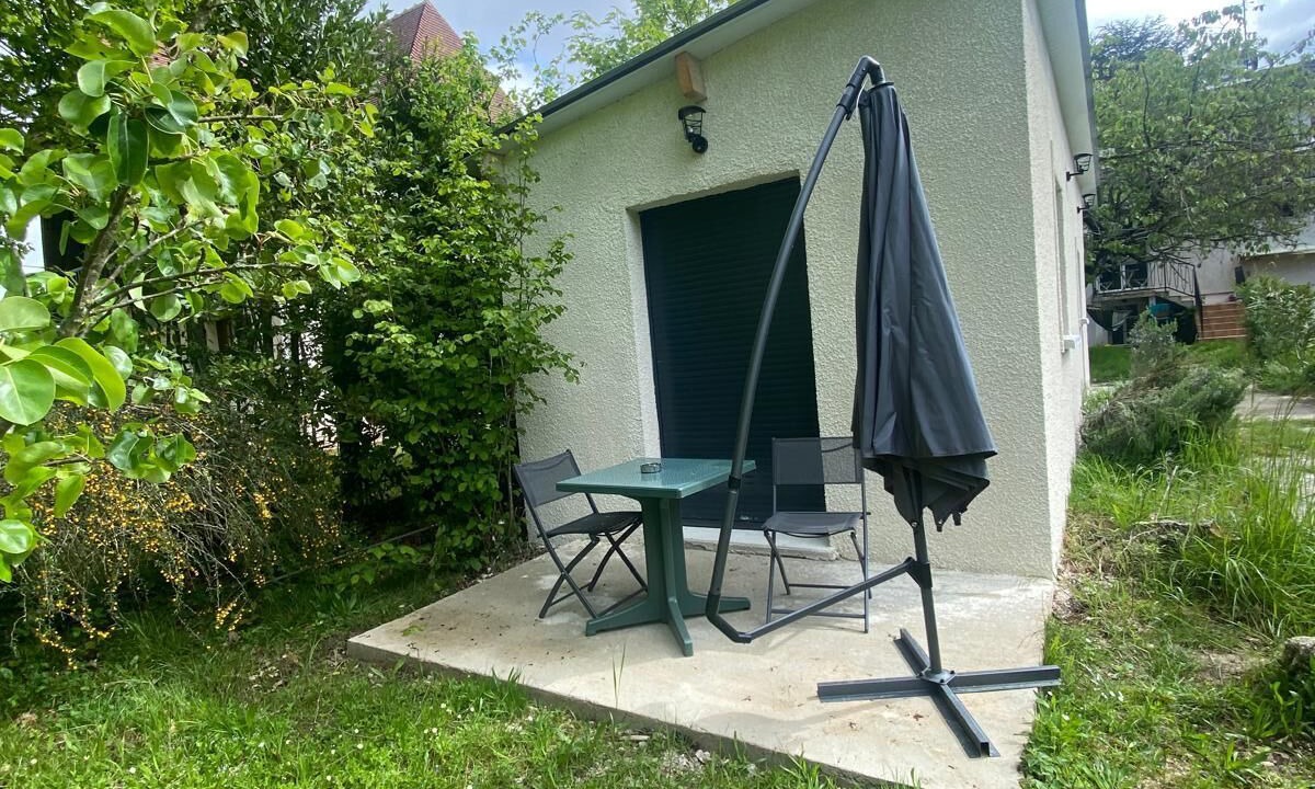 Dammarie Les Lys Apartment | Tiny House DALIA Jardin & Forêt
