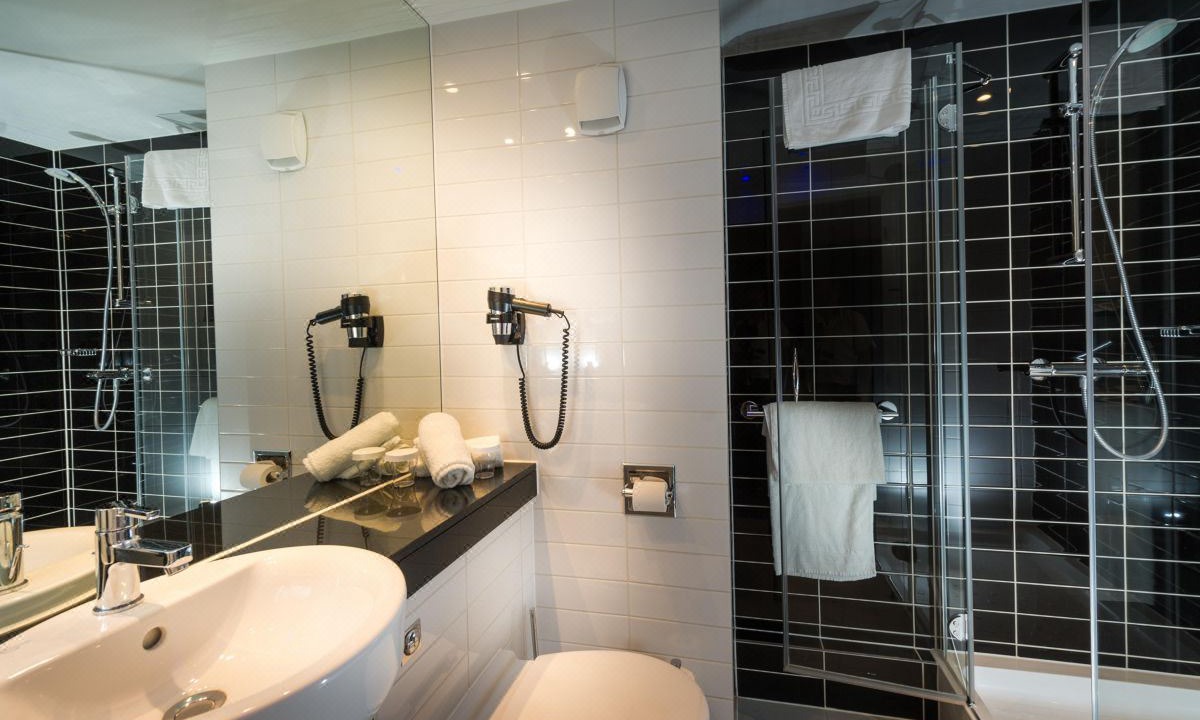 Photo of Bathroom in Neudorf Ouest