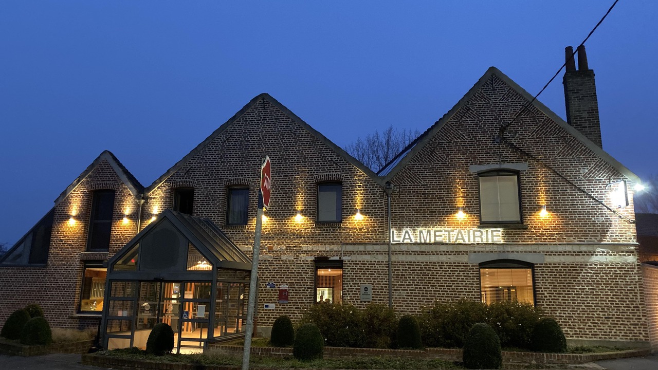 Photo of Buildings in Gosnay