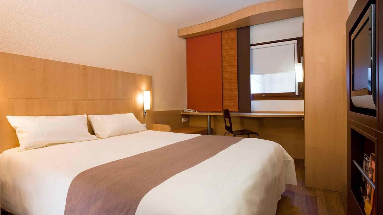 Photo of Bedroom in La Courneuve