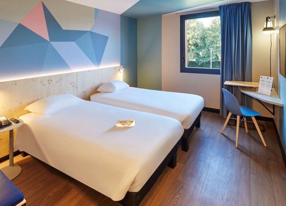 Photo of Bedroom in Lisses