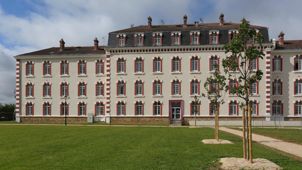 Photo of Buildings in Epernay