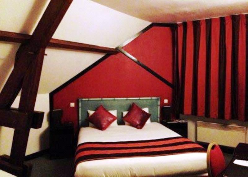 Photo of Bedroom in Saint-Fargeau-Ponthierry