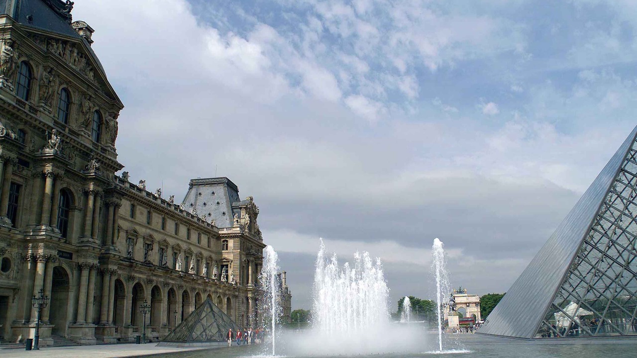 Photo of Buildings in Rungis